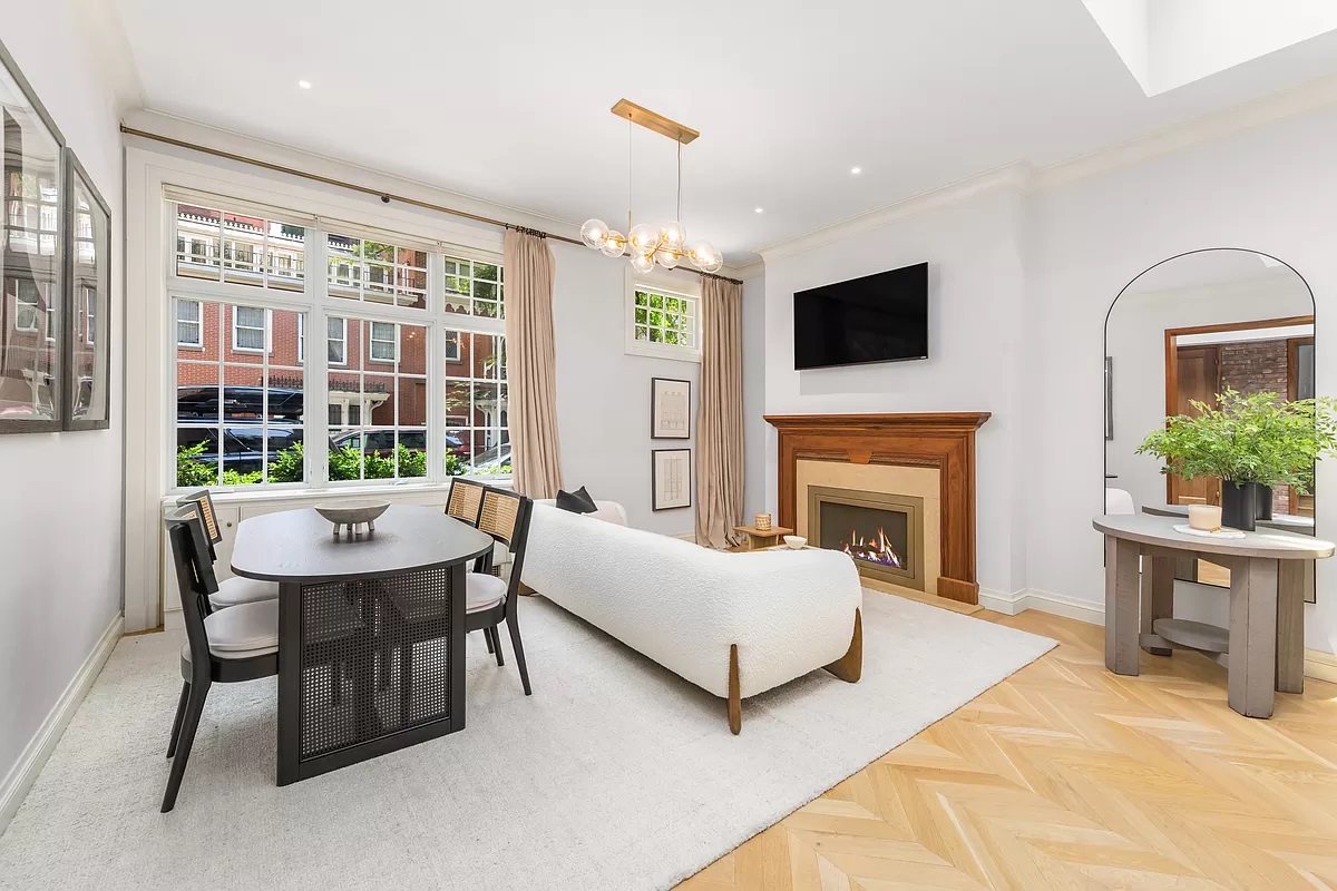 living room in gramercy park carriage house