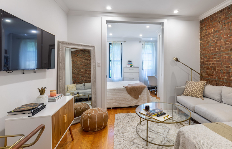 236 e 24th st 4d - rental of the week