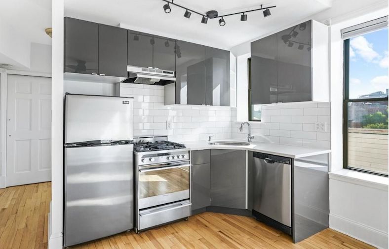 cobble hill 1br