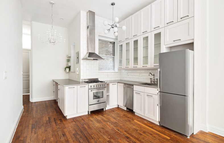 most popular sale for june 15 - hell's kitchen 1br