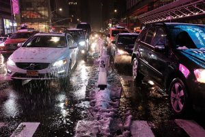 image of snow paralyzed nyc