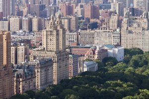 image of manhattan luxury real estate dakota san remo