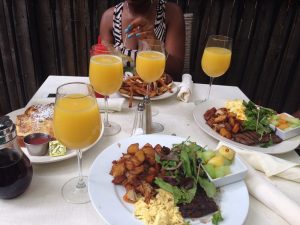 Image of boozy brooklyn brunch