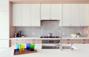 featured image of kitchen hardware trends