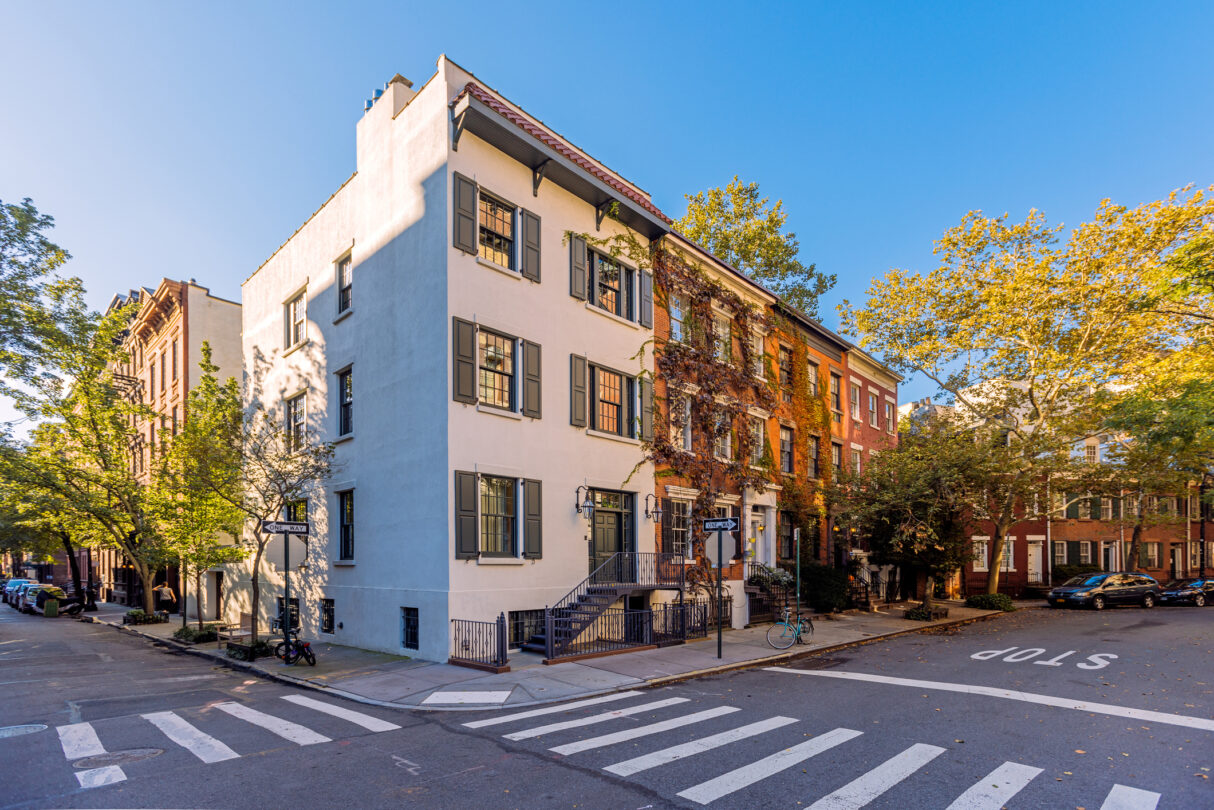 Expert Panel Expects Home Prices Will Grow At A Steady Pace Starting In   GettyImages 1384309963 1214x810 