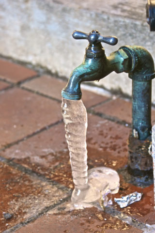Frozen Faucet 5bf906 320x481 