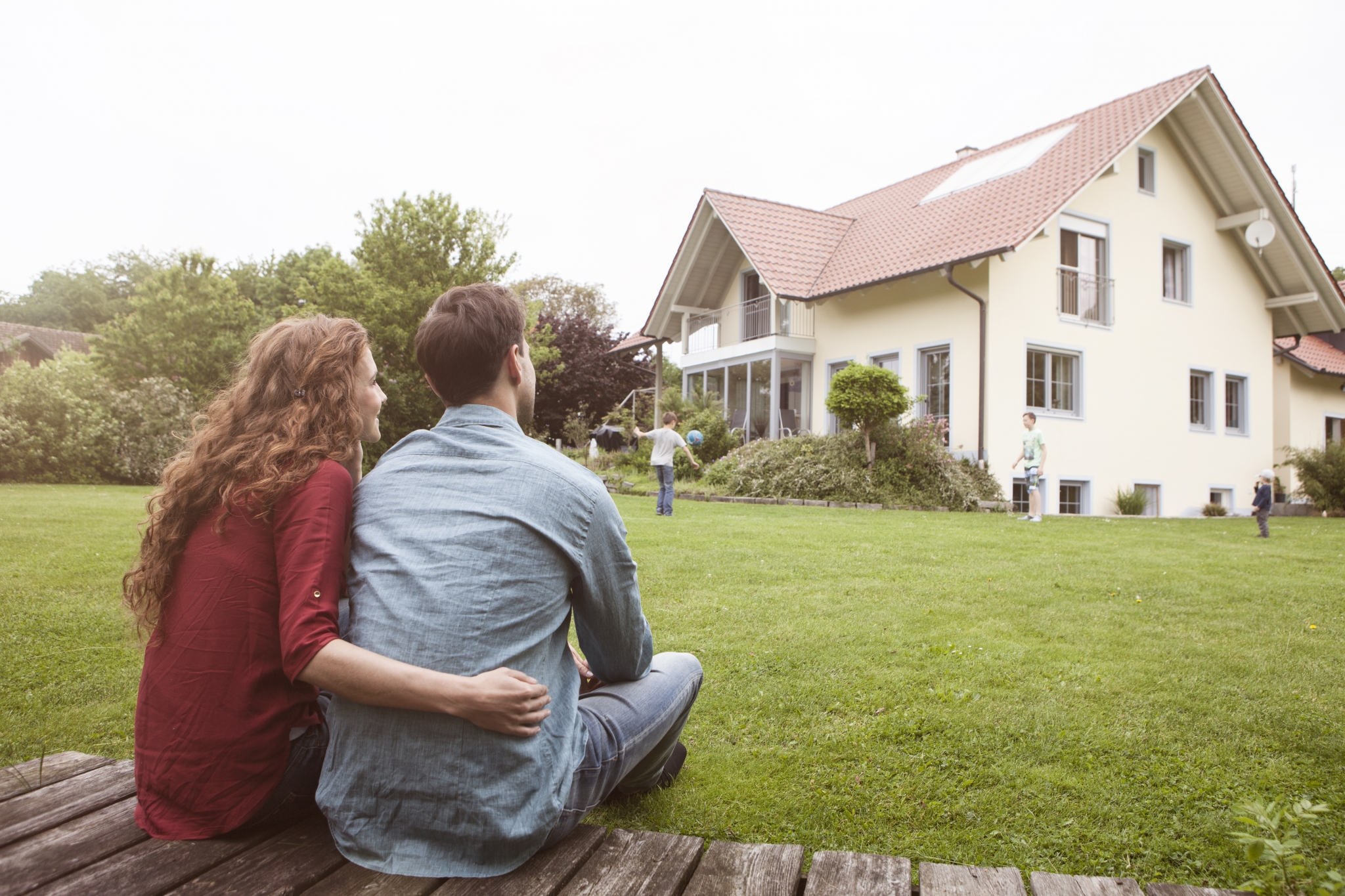 Do I Buy or Sell a House First? | Zillow